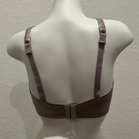 Playtex Secrets Lifts & Support Underwire Bra Size 38D - Picture 5 of 5